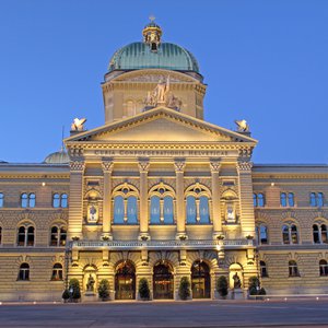Bundeshaus.jpeg